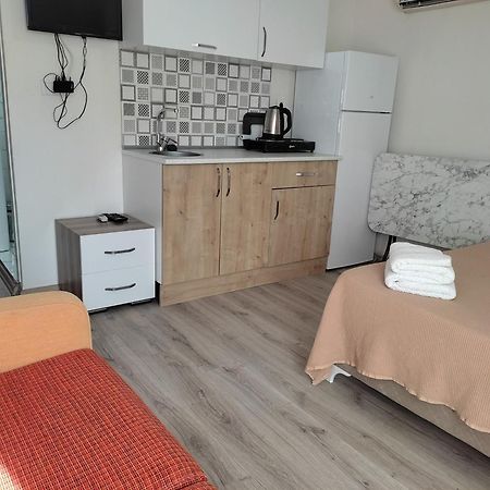 Garden Prizma Rooms&Aparts เกเมร์ ภายนอก รูปภาพ