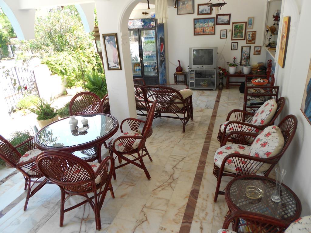 Garden Prizma Rooms&Aparts เกเมร์ ภายนอก รูปภาพ