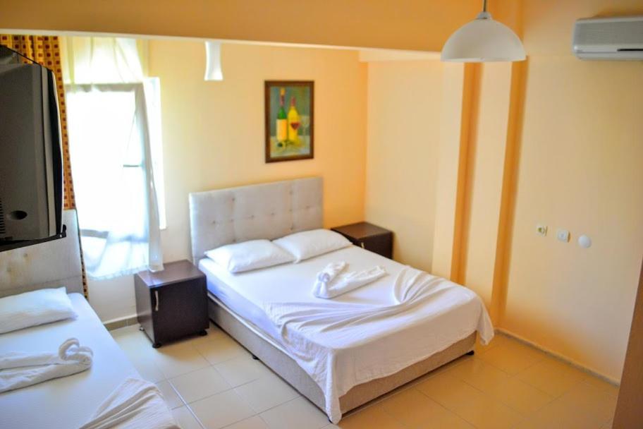 Garden Prizma Rooms&Aparts เกเมร์ ภายนอก รูปภาพ