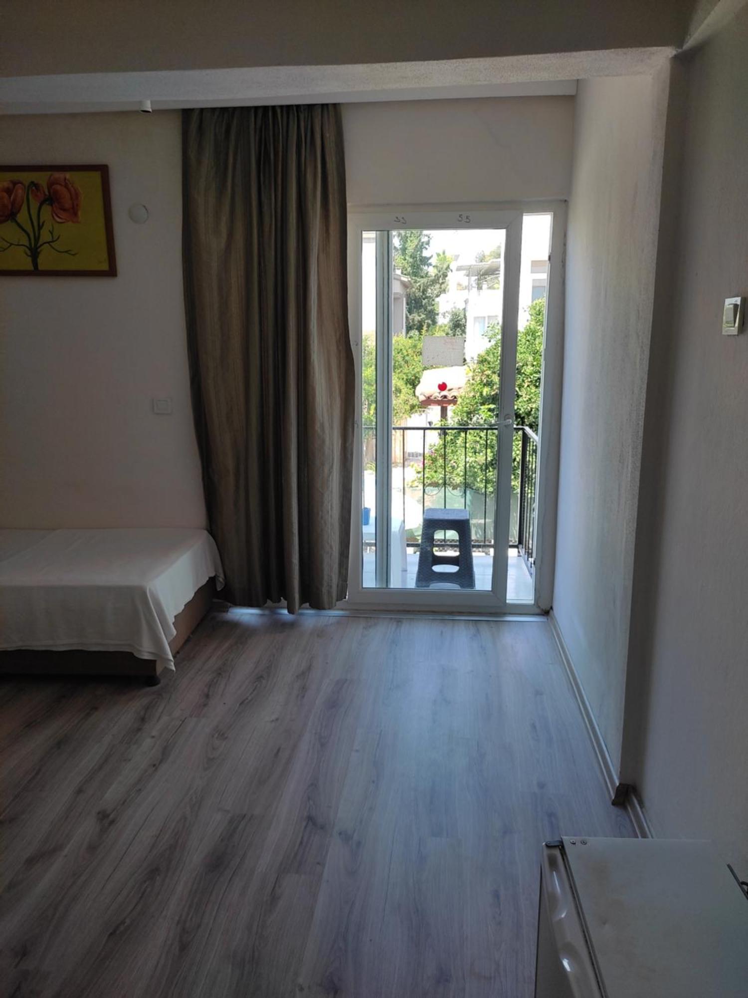 Garden Prizma Rooms&Aparts เกเมร์ ภายนอก รูปภาพ