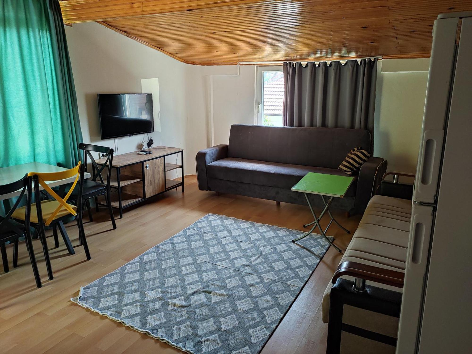 Garden Prizma Rooms&Aparts เกเมร์ ห้อง รูปภาพ