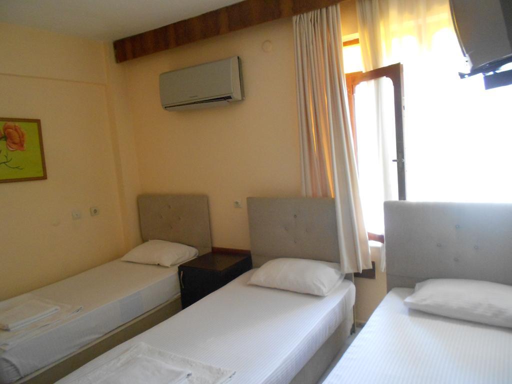 Garden Prizma Rooms&Aparts เกเมร์ ภายนอก รูปภาพ