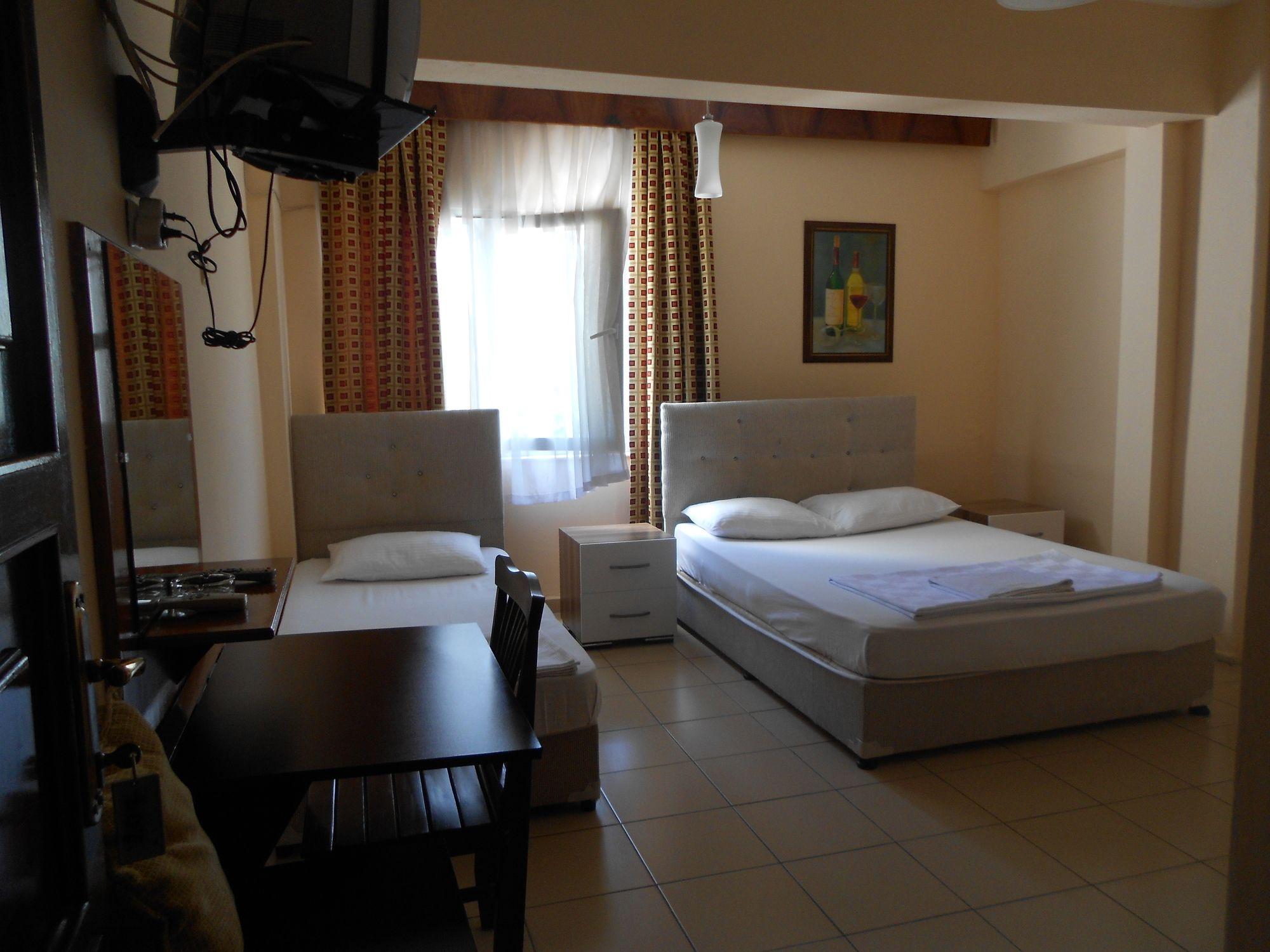 Garden Prizma Rooms&Aparts เกเมร์ ภายนอก รูปภาพ